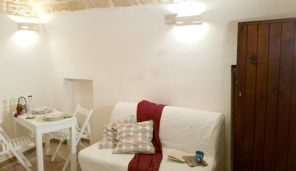 Little Tower Apartment บารี ภายนอก รูปภาพ
