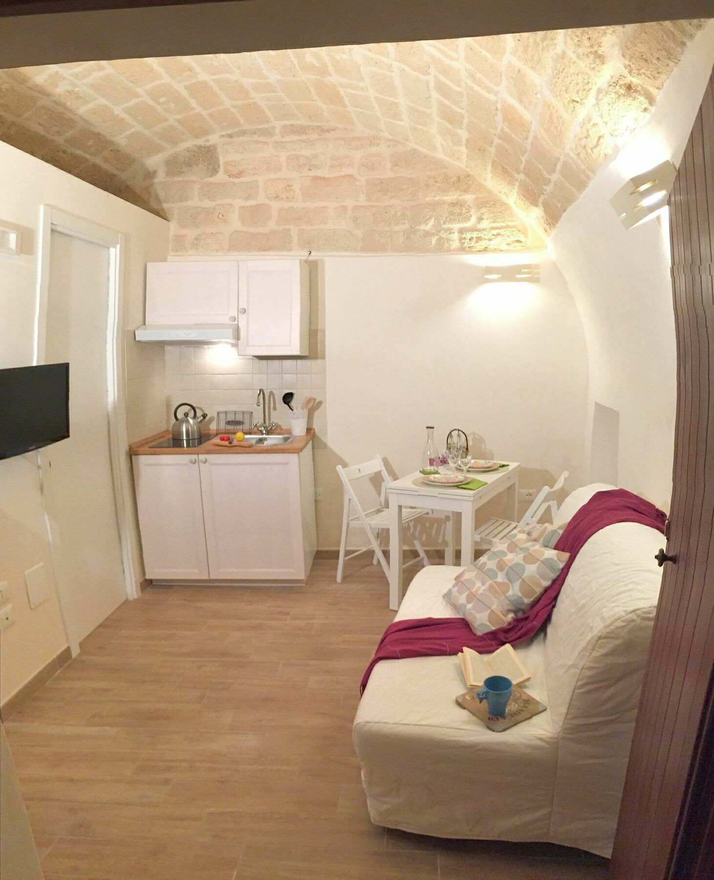 Little Tower Apartment บารี ภายนอก รูปภาพ